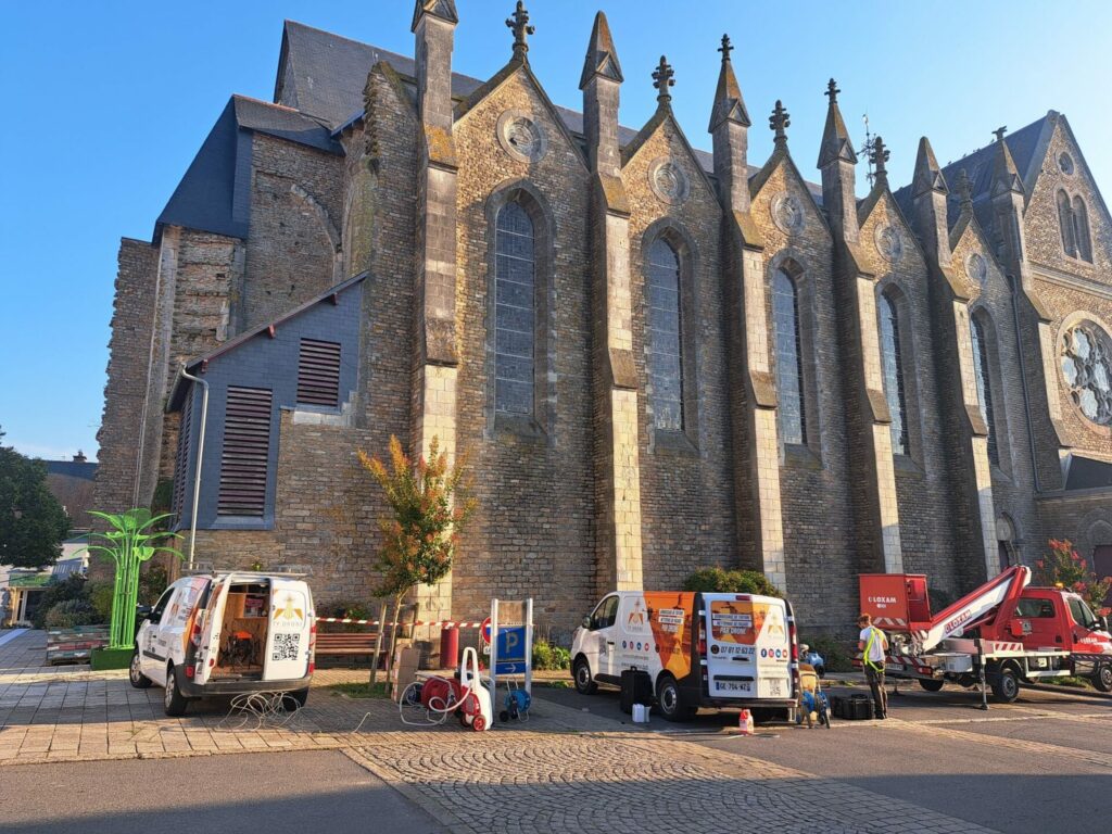 Nettoyage d'une église par Ty Drone